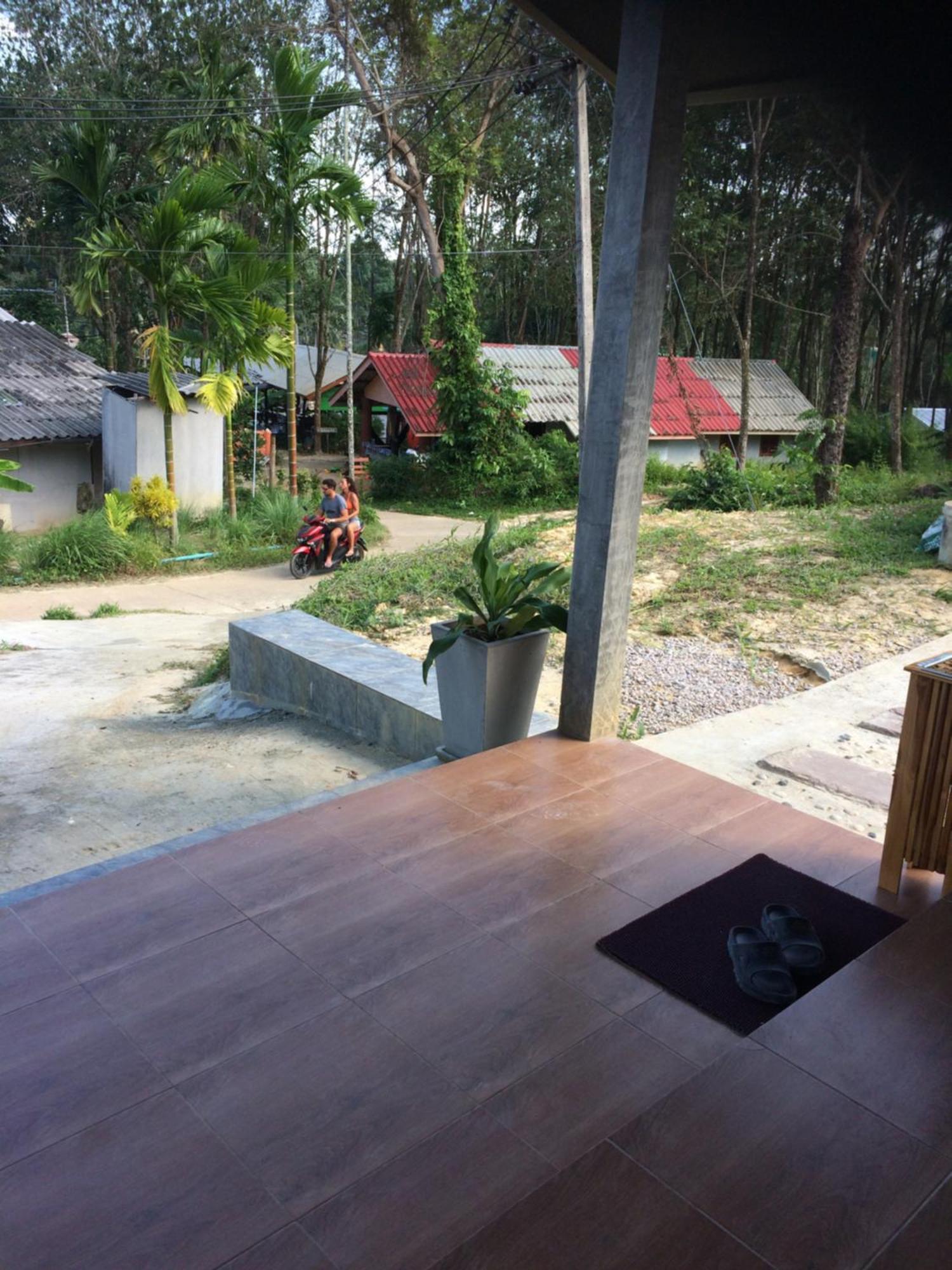 Rinna Resort Ko Mook Pokoj fotografie